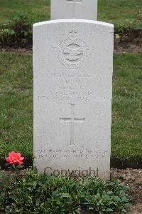 Hanover War Cemetery - Pae, Philip Rex