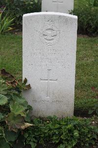 Hanover War Cemetery - Palmer, Eric Hewett