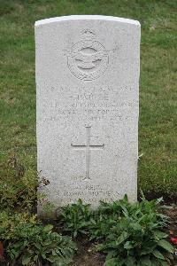 Hanover War Cemetery - Papple, Frederick