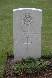 Hanover War Cemetery - Patrick, Charles Edward