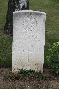 Hanover War Cemetery - Pearce, William Harry