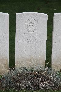 Hanover War Cemetery - Peppiatt, Franklin Walter