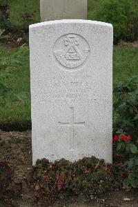 Hanover War Cemetery - Piper, Roy Arthur