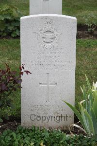 Hanover War Cemetery - Poole, David John