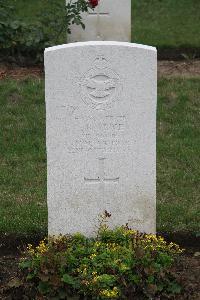 Hanover War Cemetery - Price, Eric Raymond