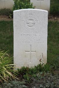 Hanover War Cemetery - Prickett, Terrence Helyer