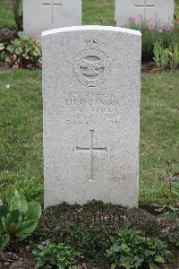 Hanover War Cemetery - Pullman, John Howard