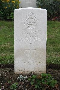 Hanover War Cemetery - Raddall, Philip Smythe