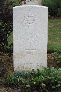 Hanover War Cemetery - Rees, David Gareth