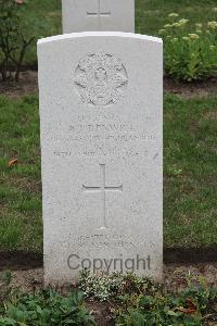 Hanover War Cemetery - Renwick, Andrew James