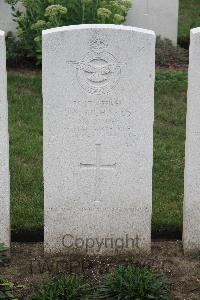 Hanover War Cemetery - Richards, John Nigel