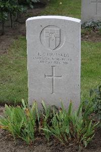 Hanover War Cemetery - Richards, Thomas Courtney