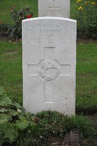 Hanover War Cemetery - Roberts, Eric John