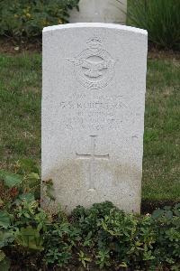 Hanover War Cemetery - Robertson, George Smith