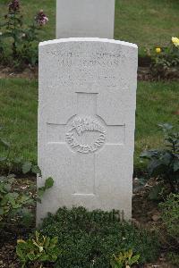 Hanover War Cemetery - Robinson, Maldon Ulisse