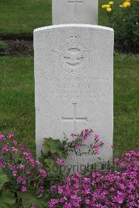 Hanover War Cemetery - Rowe, Russell Bertram