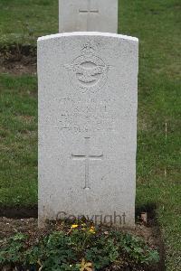 Hanover War Cemetery - Russell, John