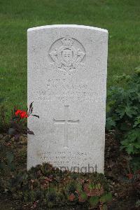 Hanover War Cemetery - Ryman, Ernest William