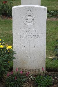 Hanover War Cemetery - Saville, Kenneth