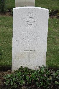 Hanover War Cemetery - Scott, John