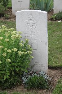 Hanover War Cemetery - Scott, William Percy