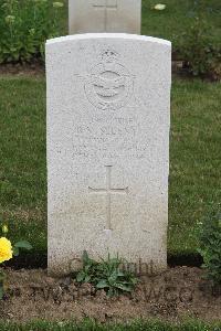 Hanover War Cemetery - Selenyi, Robert Vincent