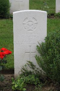 Hanover War Cemetery - Sharpe, George Edward