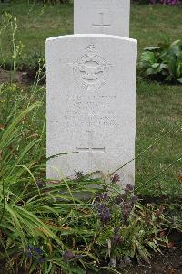 Hanover War Cemetery - Silver, Sydney Gordon