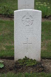 Hanover War Cemetery - Simonin, Bernard Gerard