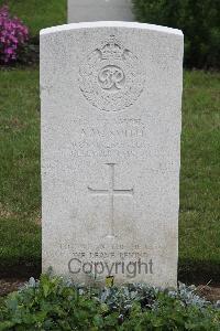 Hanover War Cemetery - Smith, Arthur William