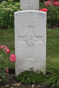 Hanover War Cemetery - Somerset, John Alexander