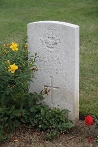 Hanover War Cemetery - Spratt, William Sidney