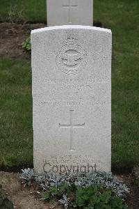 Hanover War Cemetery - Standrin, Arthur