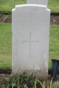 Hanover War Cemetery - Stevens, Janet Frances