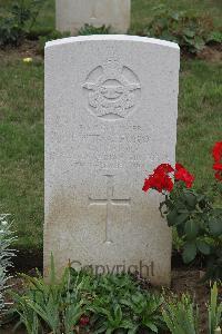 Hanover War Cemetery - Stratford, Frederick