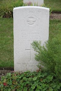 Hanover War Cemetery - Suddick, Lindsay Snowdon