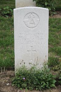 Hanover War Cemetery - Thistleton, Thomas Harry