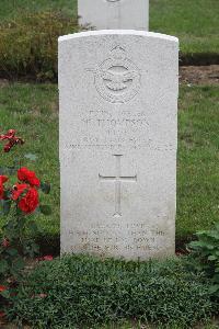 Hanover War Cemetery - Thompson, Peter