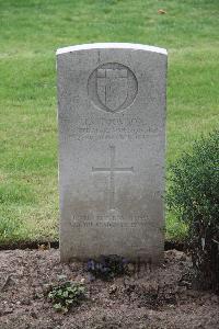 Hanover War Cemetery - Thomson, Hugh Sloan