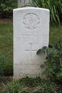 Hanover War Cemetery - Thornborough, John Robert