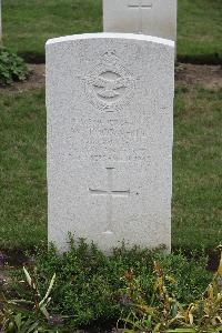 Hanover War Cemetery - Thornhill, William