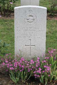 Hanover War Cemetery - Thorrowgood, Leonard Samuel