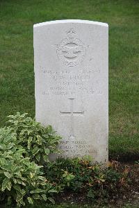 Hanover War Cemetery - Trodd, Geoffrey Wilfred