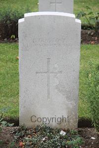 Hanover War Cemetery - Truelove, John