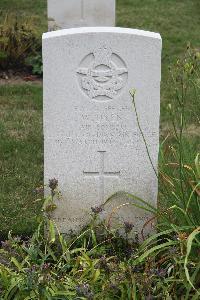 Hanover War Cemetery - Uyen, William