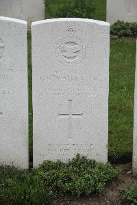 Hanover War Cemetery - Walker, George William