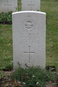 Hanover War Cemetery - Waller, Albert William