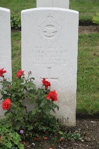 Hanover War Cemetery - Wardle, Keith Harry Hackney