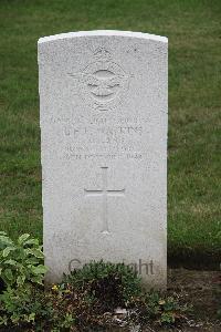 Hanover War Cemetery - Watkins, Eric Howard Pitt