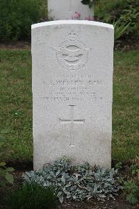 Hanover War Cemetery - Weller, Richard James